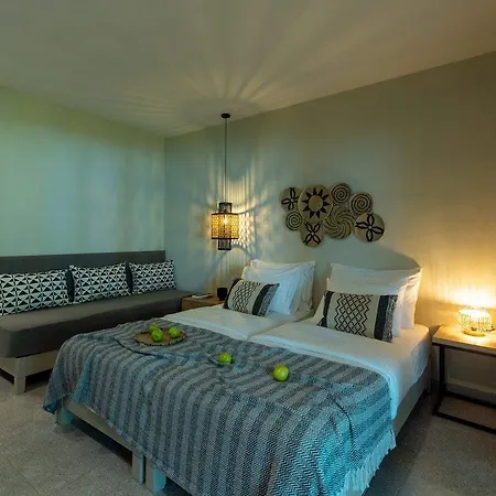 Otel Eliros Mare Beachfront Poem