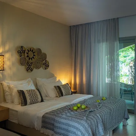 Eliros Mare Beachfront Poem Hotel